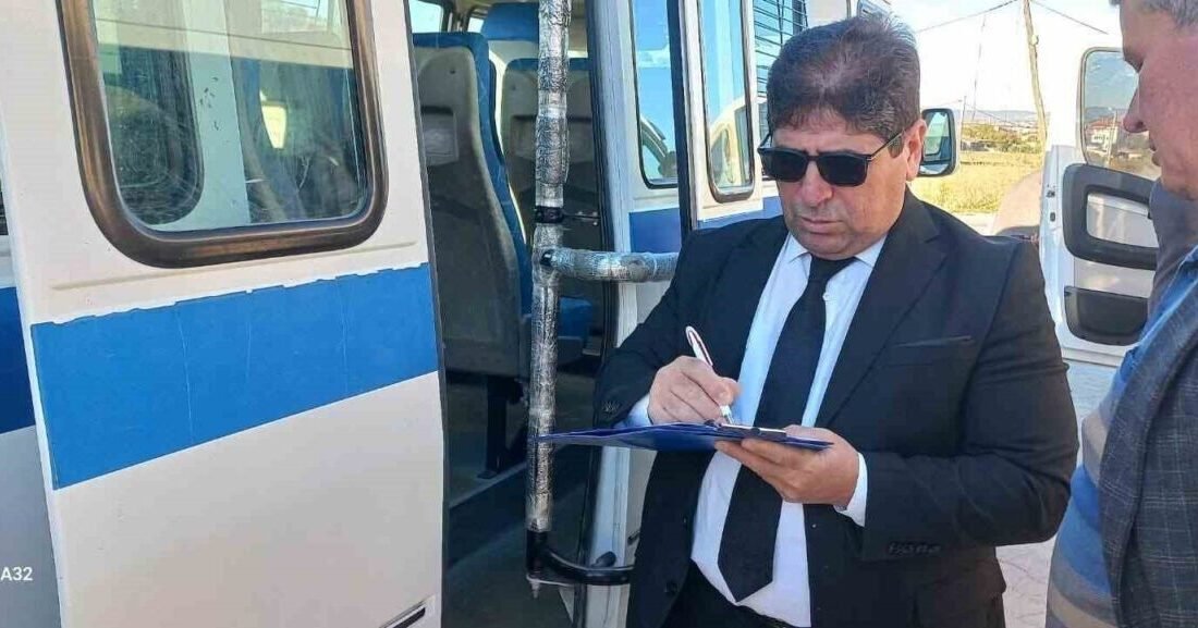 Selendi’de okul servisleri sıkı denetimden geçti Manisa’nın Selendi ilçesinde taşımalı öğrencileri taşıyan servis araçları sıkı denetimden