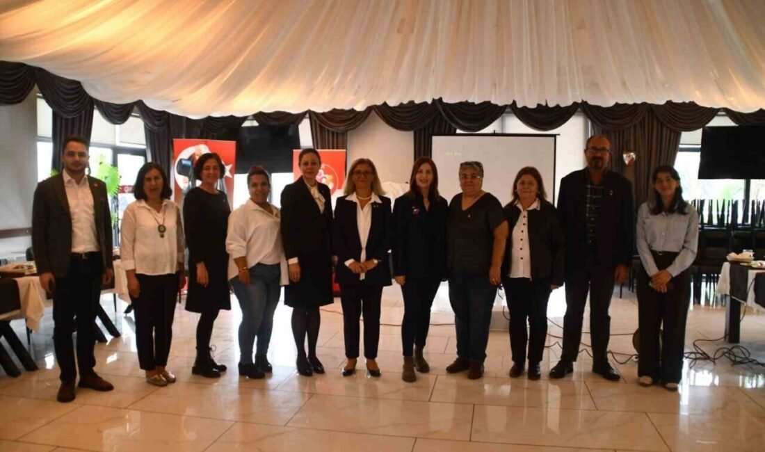 Söke Kent Konseyi’nden faaliyet bilgilendirme toplantısı Söke Kent Konseyi, çalışmalarını değerlendirmek ve kamuoyunu bilgilendirmek amacıyla faaliyet