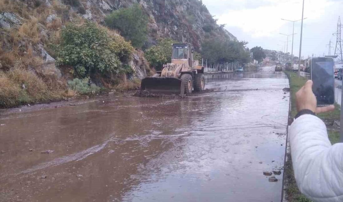 Aydın’ın Söke ilçesinde etkili olan sağanak yağış sonrası toprak kayması