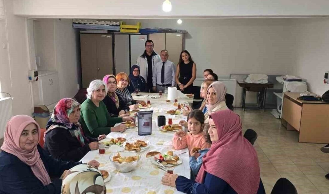 Sultanhisar Halk Eğitimi Merkezi’nde düzenlenen El Sanatları Kursu’nda yeni dönem