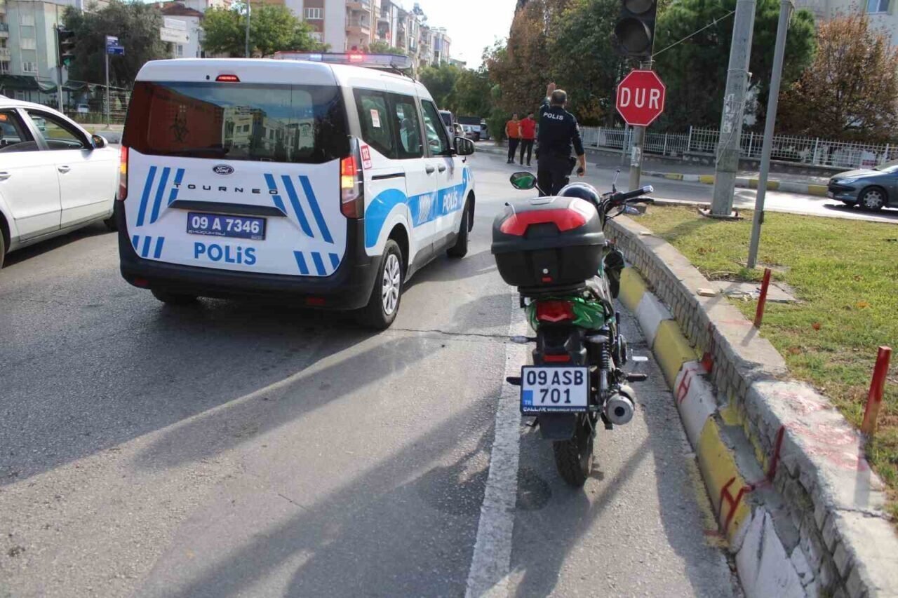 Ticari araç ile motosiklet çarpıştı: 1 yaralı