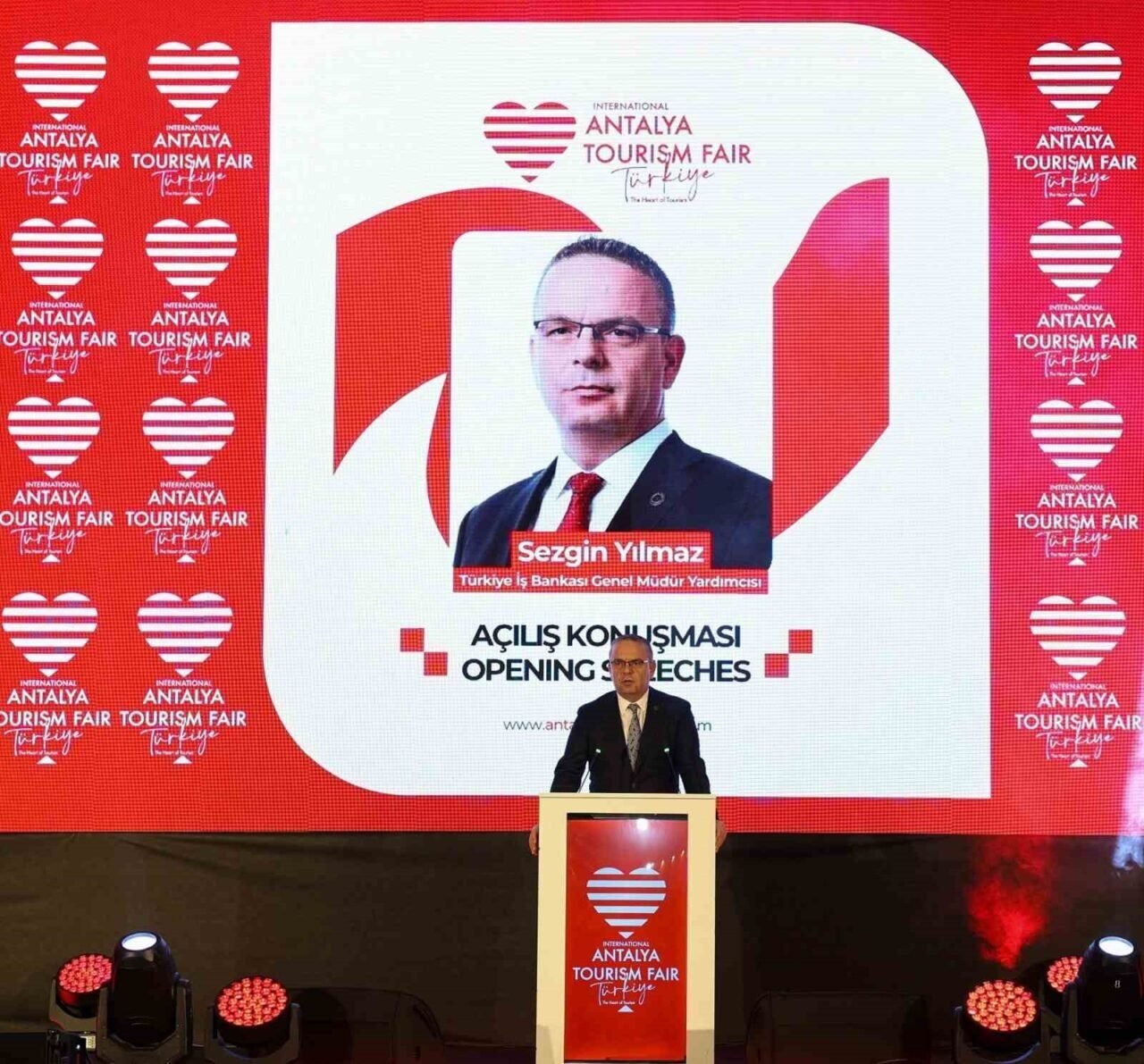 Turizmciler, İş Bankası’nın desteğiyle düzenlenen Antalya Turizm Fuarı’nda buluştu Turizmciler, İş Bankası’nın desteğiyle düzenlenen Antalya Turizm Fuarı’nda buluştu