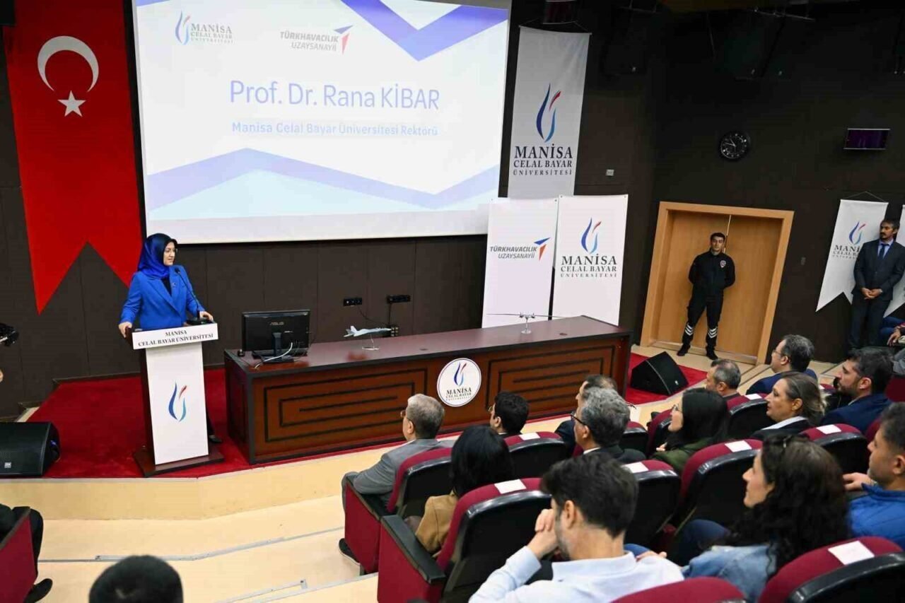TUSAŞ Genel Müdürü Demiroğlu’ndan öğrencilere konferans