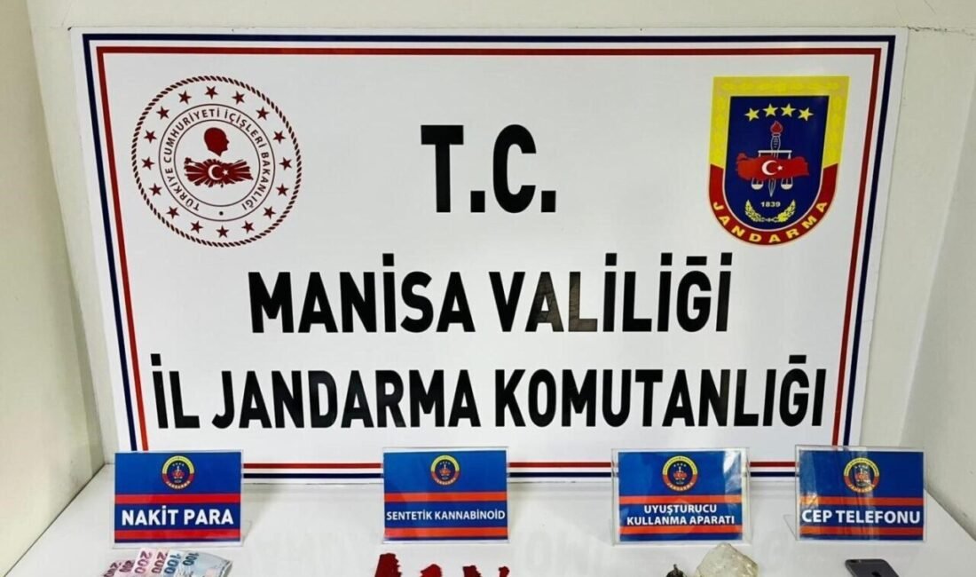 Manisa’nın Salihli ilçesinde jandarma ekiplerinden kaçan bir şüpheli, kısa süren