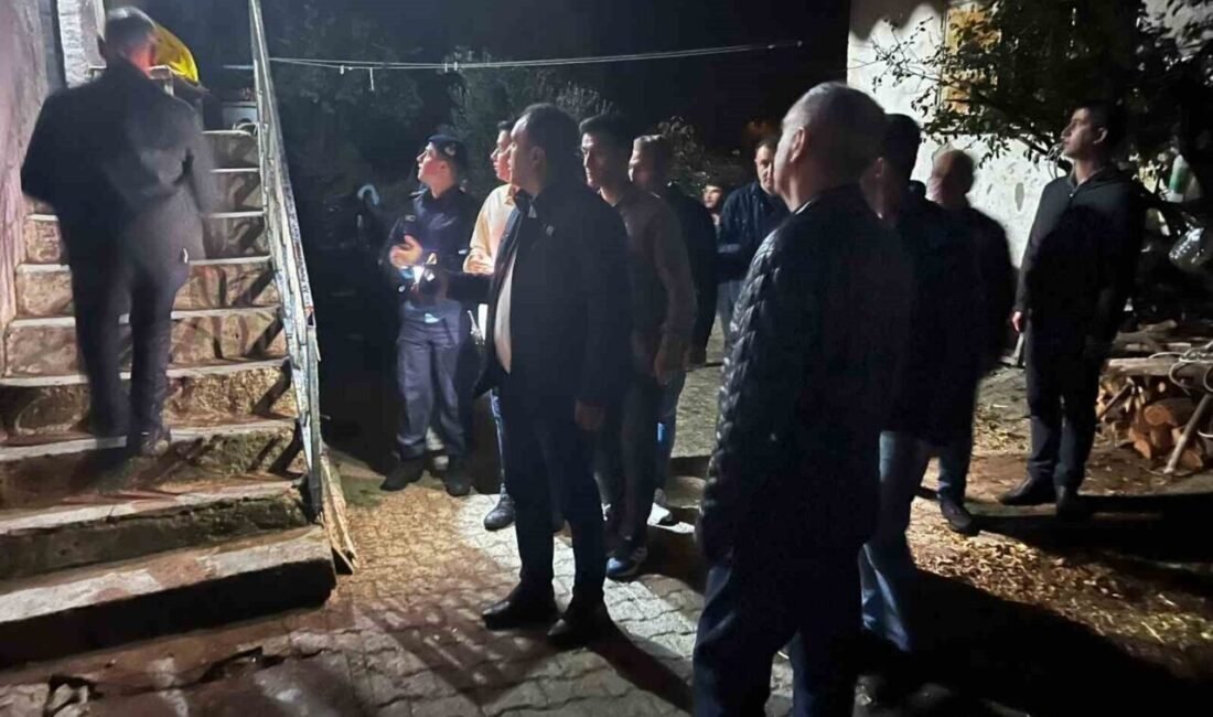 Vali Özkan, deprem sonrası Gördes’te incelemelerde bulundu Manisa Valisi Vahdettin Özkan, Balıkesir’in Sındırgı ilçesinde meydana gelen ve