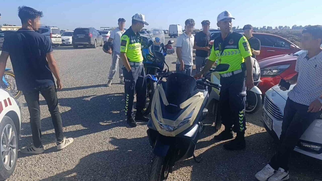 ’Yaptıklarımızdan pişman değiliz, aklımız yapamadıklarımızda’ dediler 220 bin lira ceza yediler ’Yaptıklarımızdan pişman değiliz, aklımız yapamadıklarımızda’ dediler 220 bin lira ceza yediler