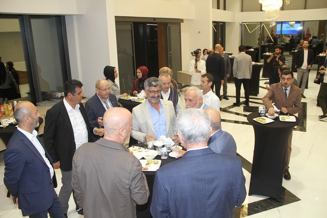Yarar: "Dünyada güç dengeleri hızla değişiyor. Türkiye, kendi ekonomik modelini geliştirmek zorundadır"