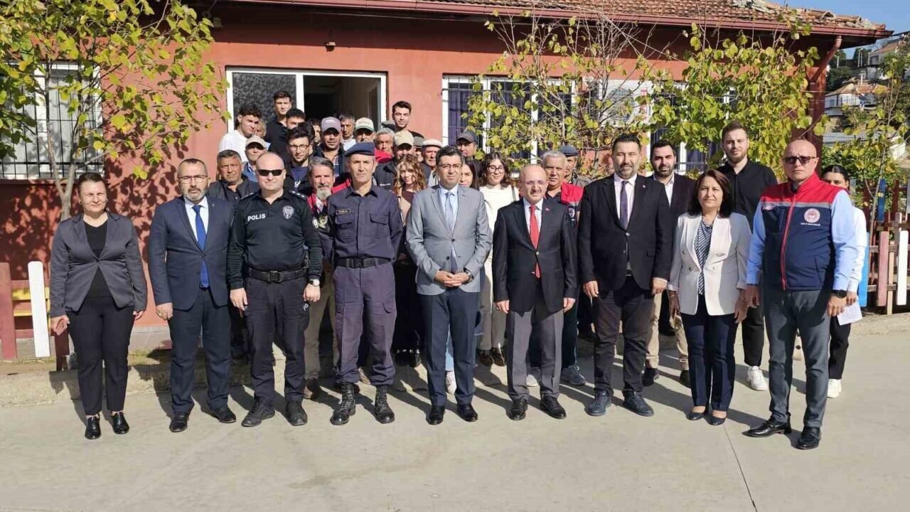 Yenipazar’da "bitkisel üretimde kalite ve gıda güvenliği" toplantısı yapıldı