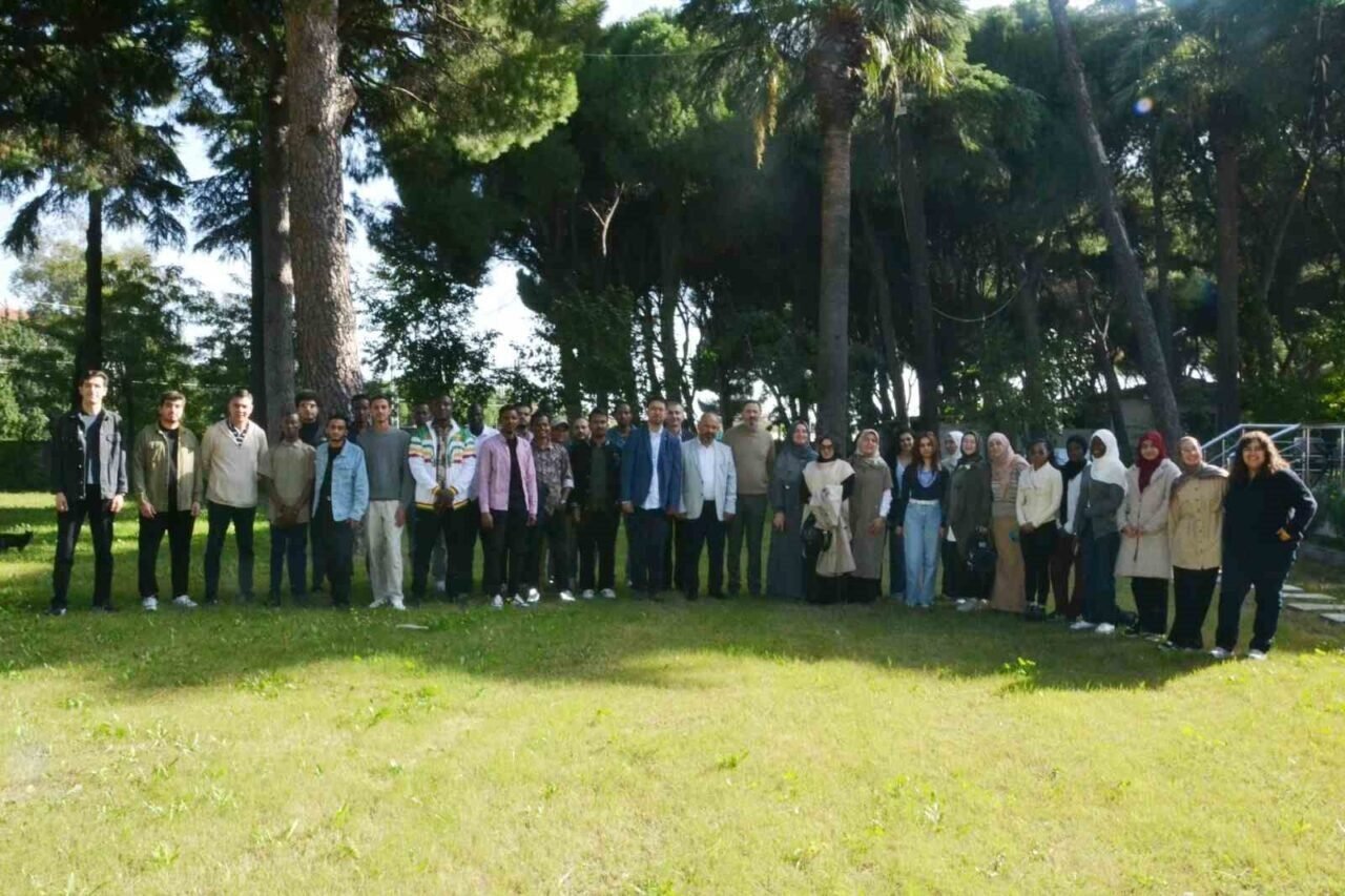 Yunuse Emre’nin izinde uluslararası kardeşlik başladı Yunuse Emre’nin izinde uluslararası kardeşlik başladı
